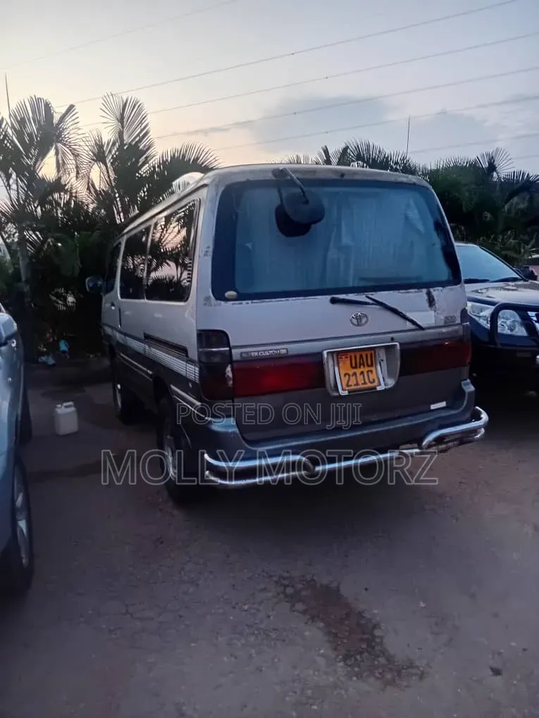 Toyota TownAce 2009 Silver