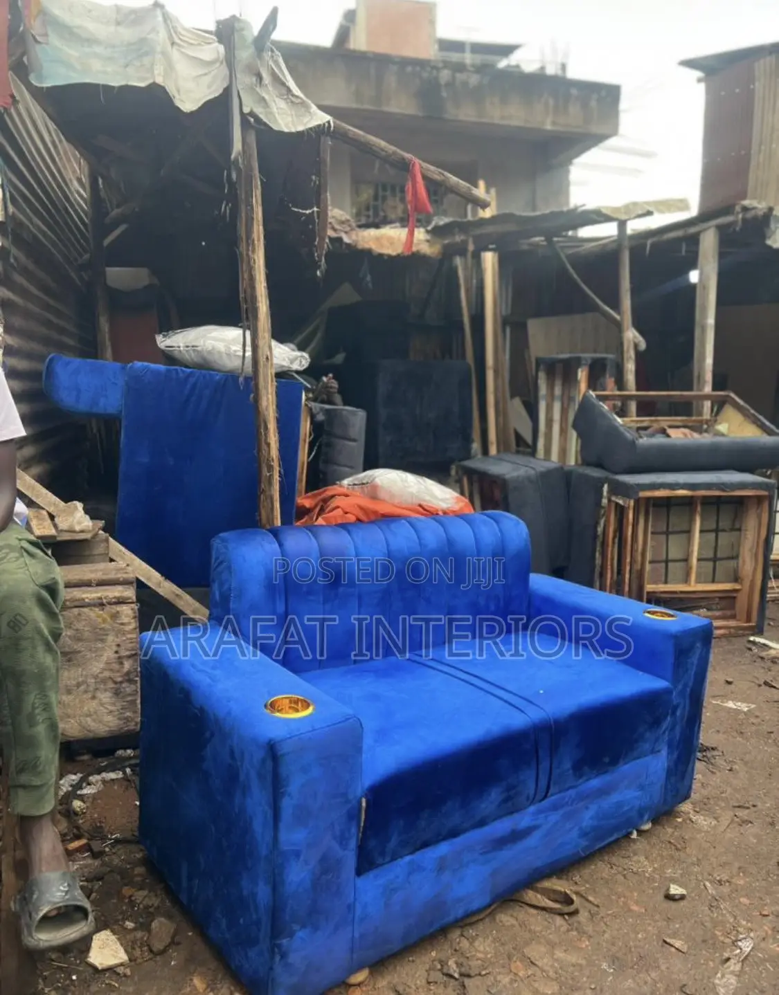 This Bold Blue Velvet Loveseat Is Giving Major Vibes!