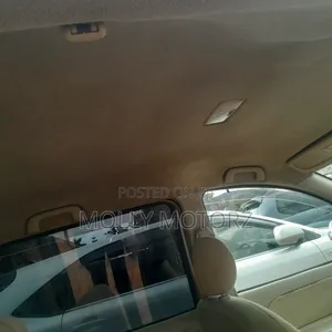 Toyota Sienta 2010 Silver