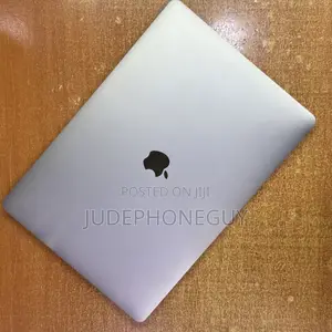 Laptop Apple MacBook Pro 2017 16GB Intel Core i7 SSD 512GB