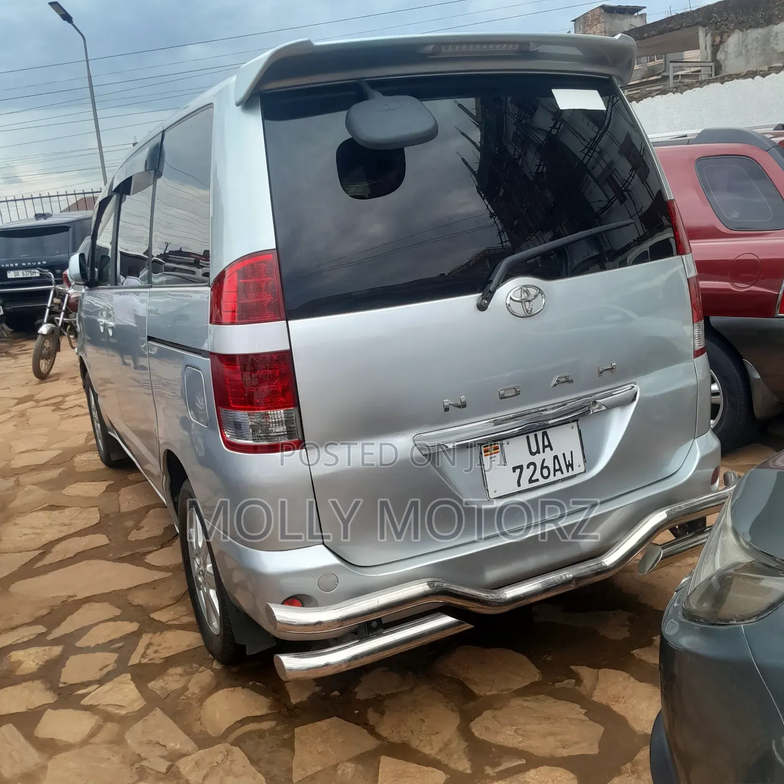 Toyota Noah 2007 Silver
