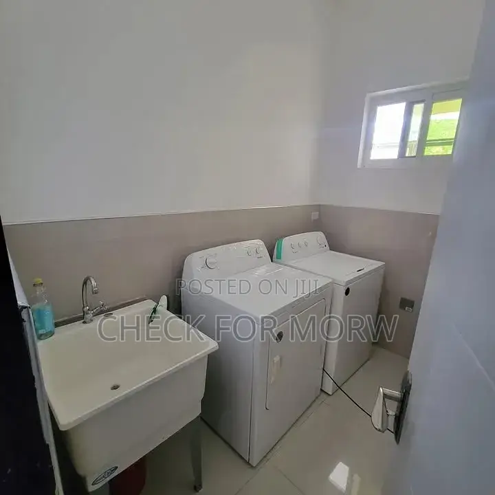 Furnished 3bdrm Apartment in Bukoto, Central Division for rent