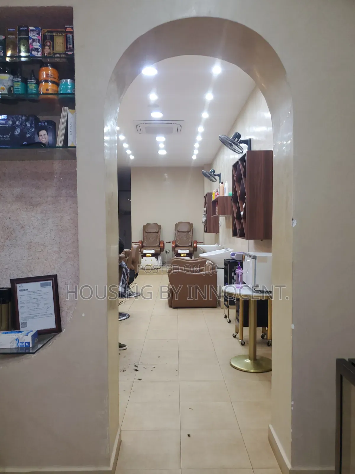 Fullyfurnished and Well Stocked Unisex Saloon for Sale on Goodwillwill