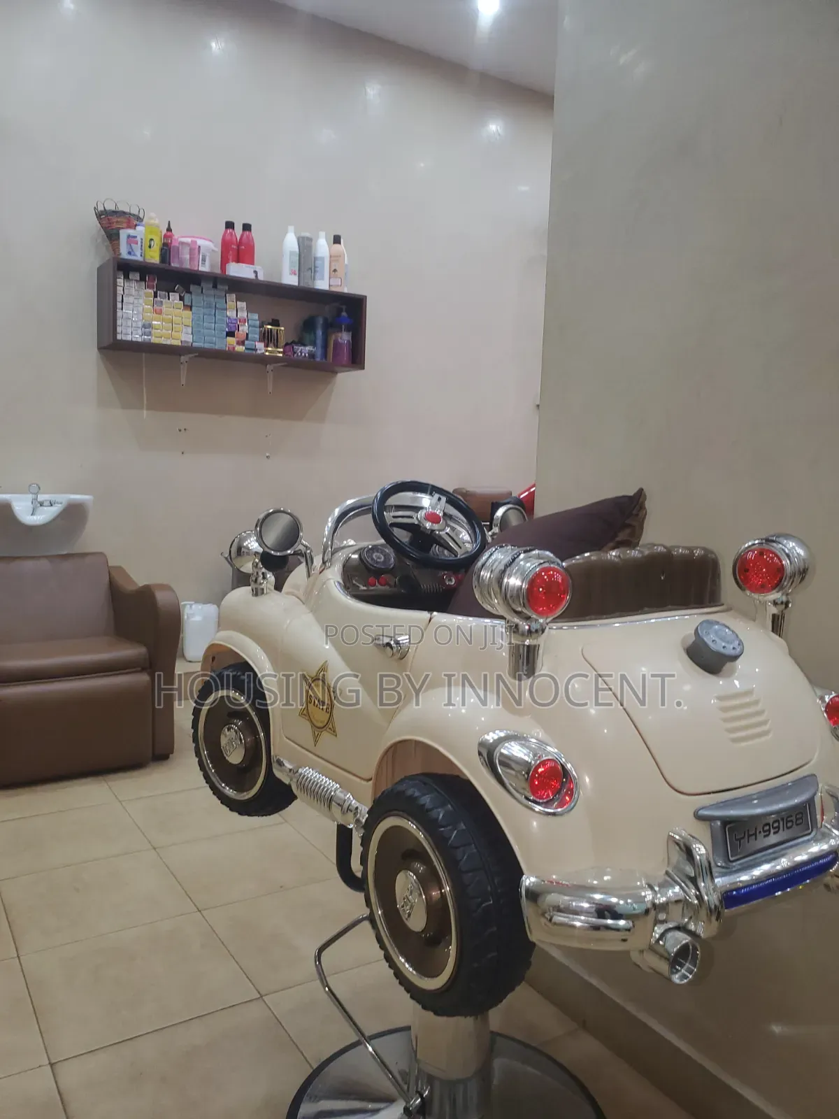 Fullyfurnished and Well Stocked Unisex Saloon for Sale on Goodwillwill