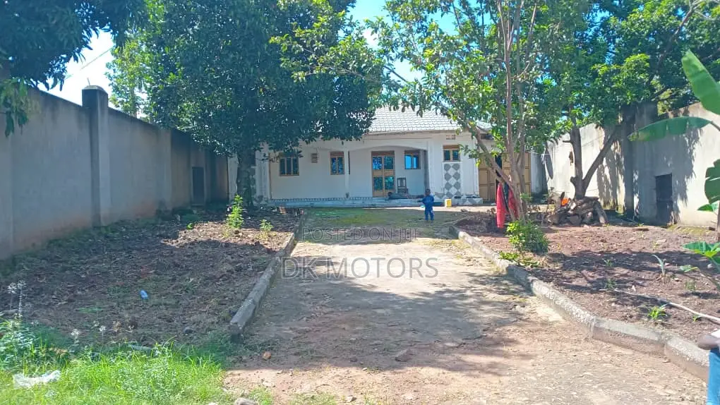 2bdrm House in Busei, Iganga for sale