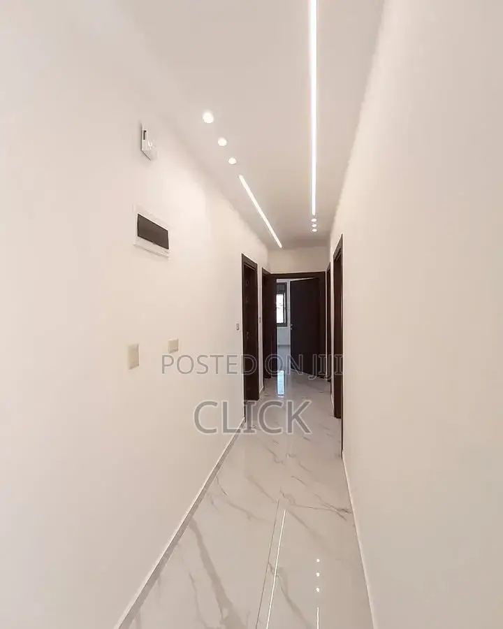 3bdrm Apartment in Kololo, Central Division for rent