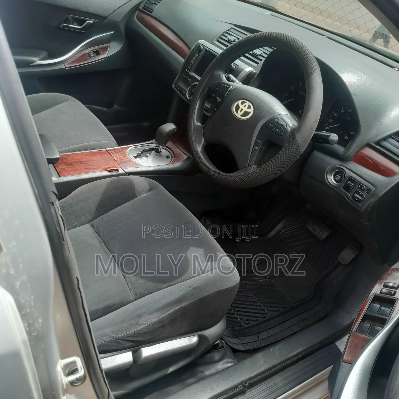 Toyota Premio 2014 Matt Black