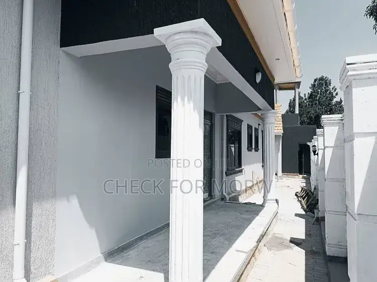 4bdrm House in Kira, Central Division for sale