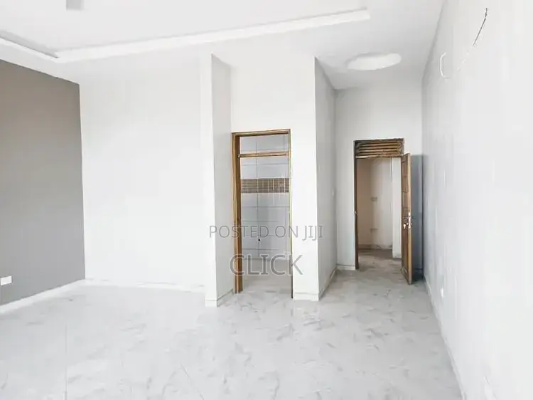 4bdrm House in Kira, Central Division for sale