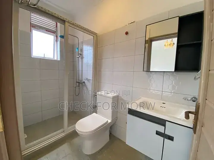 3bdrm Apartment in Bugolobi, Central Division for rent