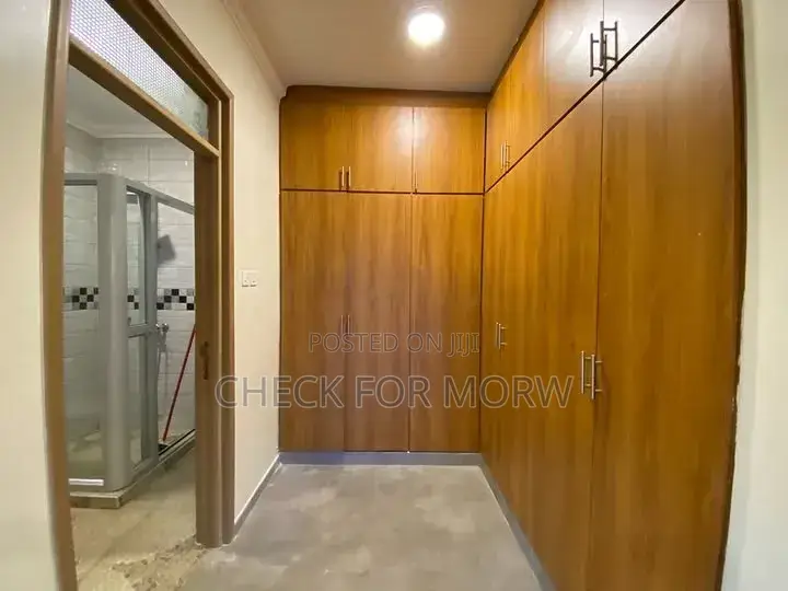 3bdrm Apartment in Bugolobi, Central Division for rent