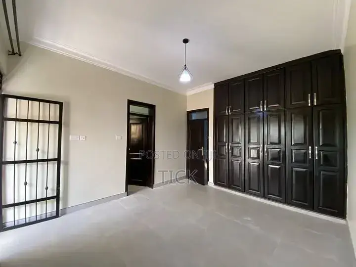 3bdrm Apartment in Bugolobi, Central Division for rent