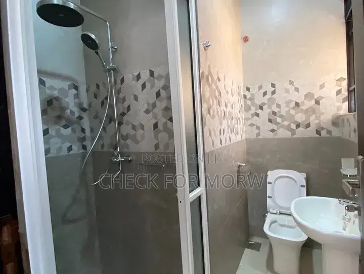 3bdrm Apartment in Bugolobi, Central Division for rent