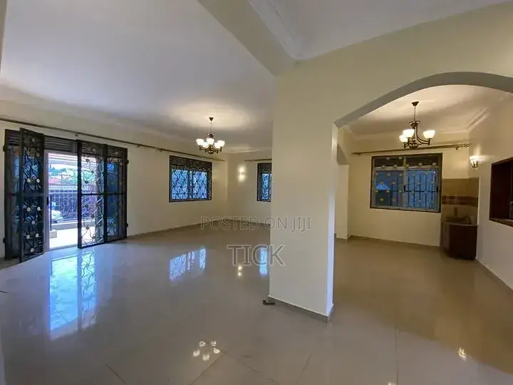 3bdrm Apartment in Bunga, Central Division for rent