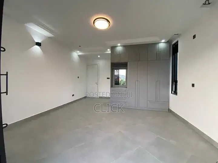 3bdrm Apartment in Munyonyo, Central Division for rent