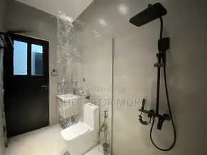 3bdrm Apartment in Bukoto, Central Division for rent