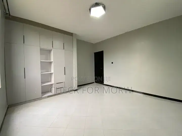 3bdrm Apartment in Bukoto, Central Division for rent