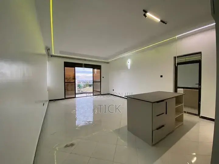 3bdrm Apartment in Bukoto, Central Division for rent