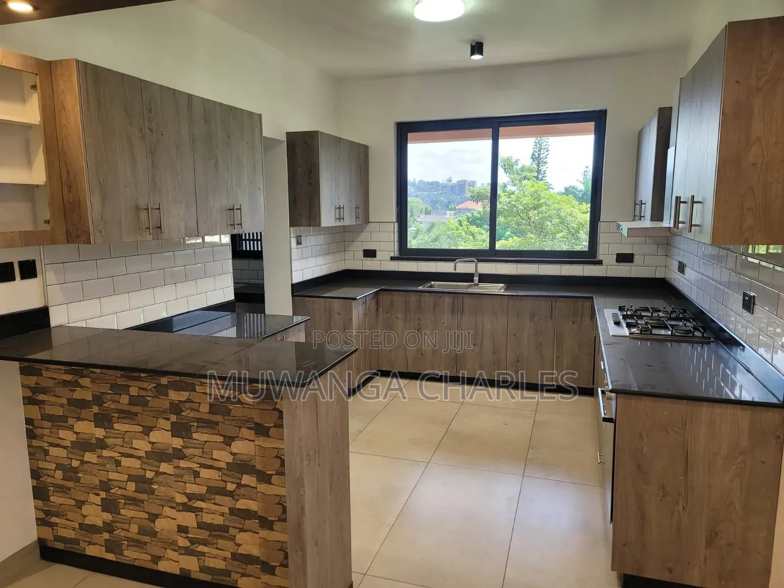 3bdrm Apartment in Fs Properties Ltd, Nakawa for rent
