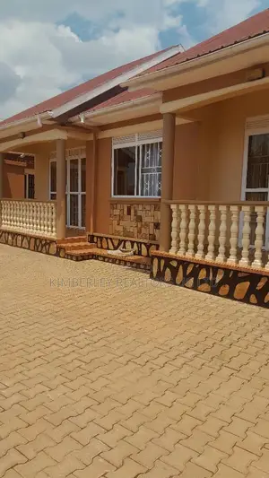 3bdrm Duplex in Division A for sale