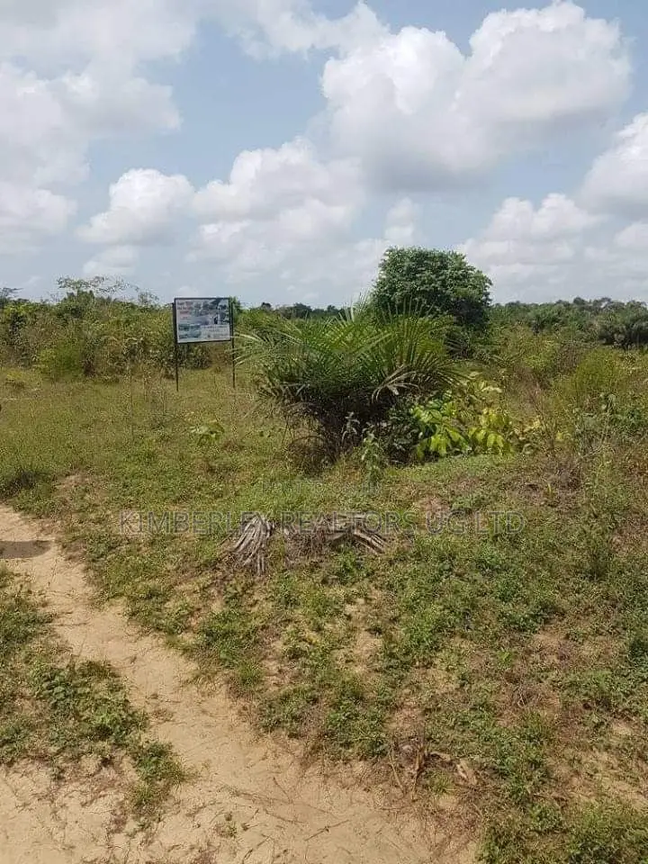 Gayaza Bugema Express Road Estate At 35m