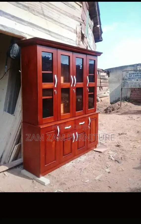 Side Board