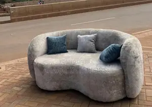 Modern Wavy Cloud Bouclé Sofa - Sculptural Statement Piece