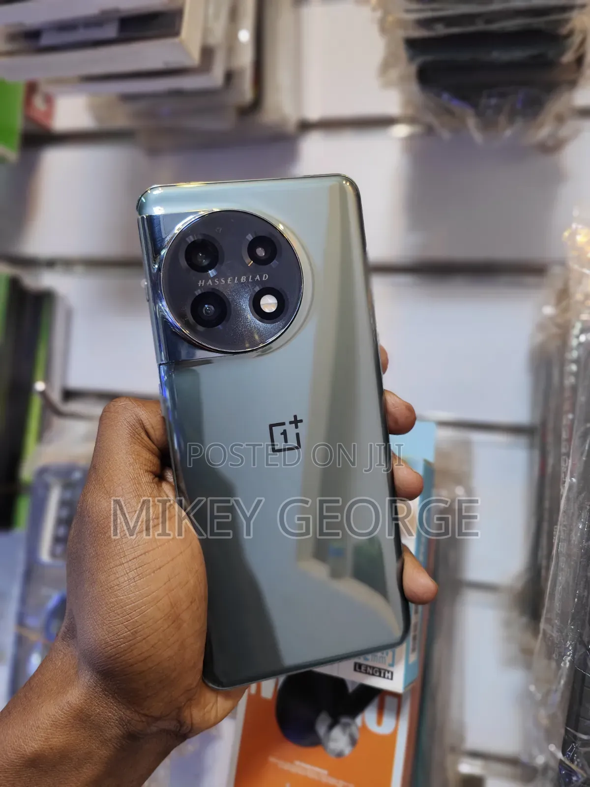 OnePlus 11 256 GB Gray