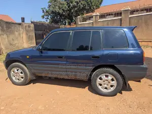 Toyota RAV4 1999 Blue