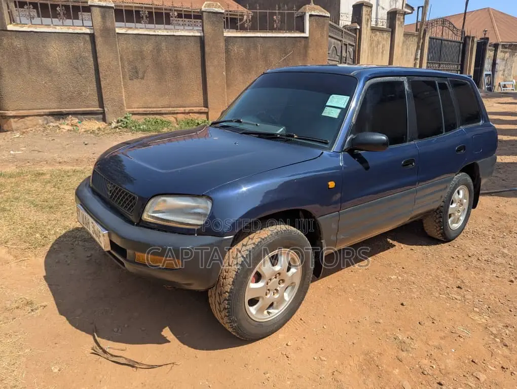 Toyota RAV4 1999 Blue