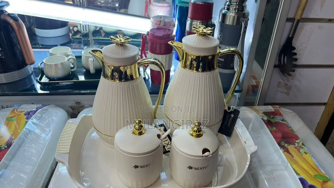 2 Flasks and Canister