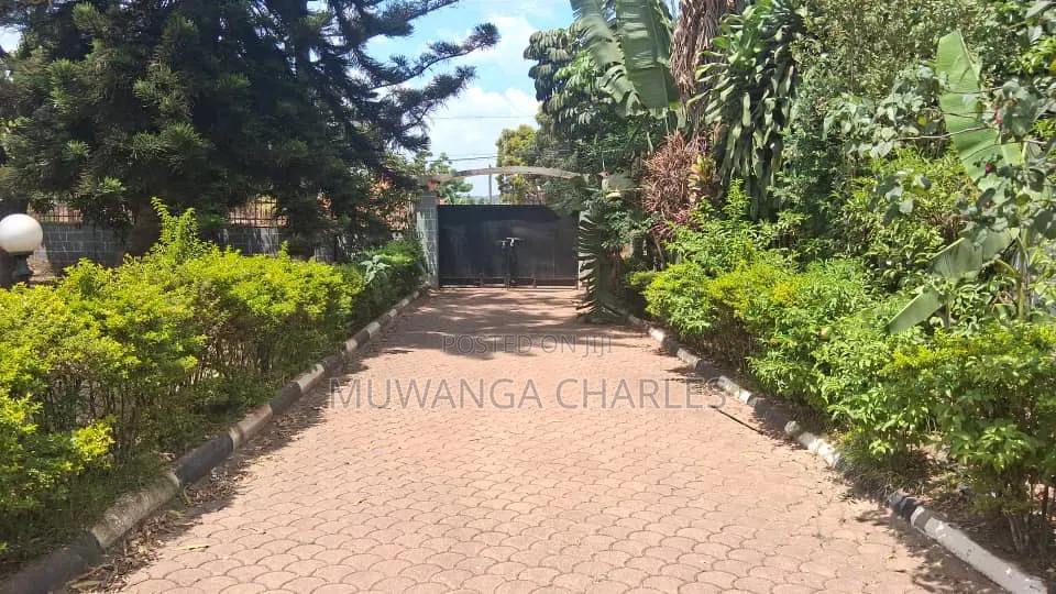 4bdrm Duplex in Fs Properties Ltd, Kawempe for rent
