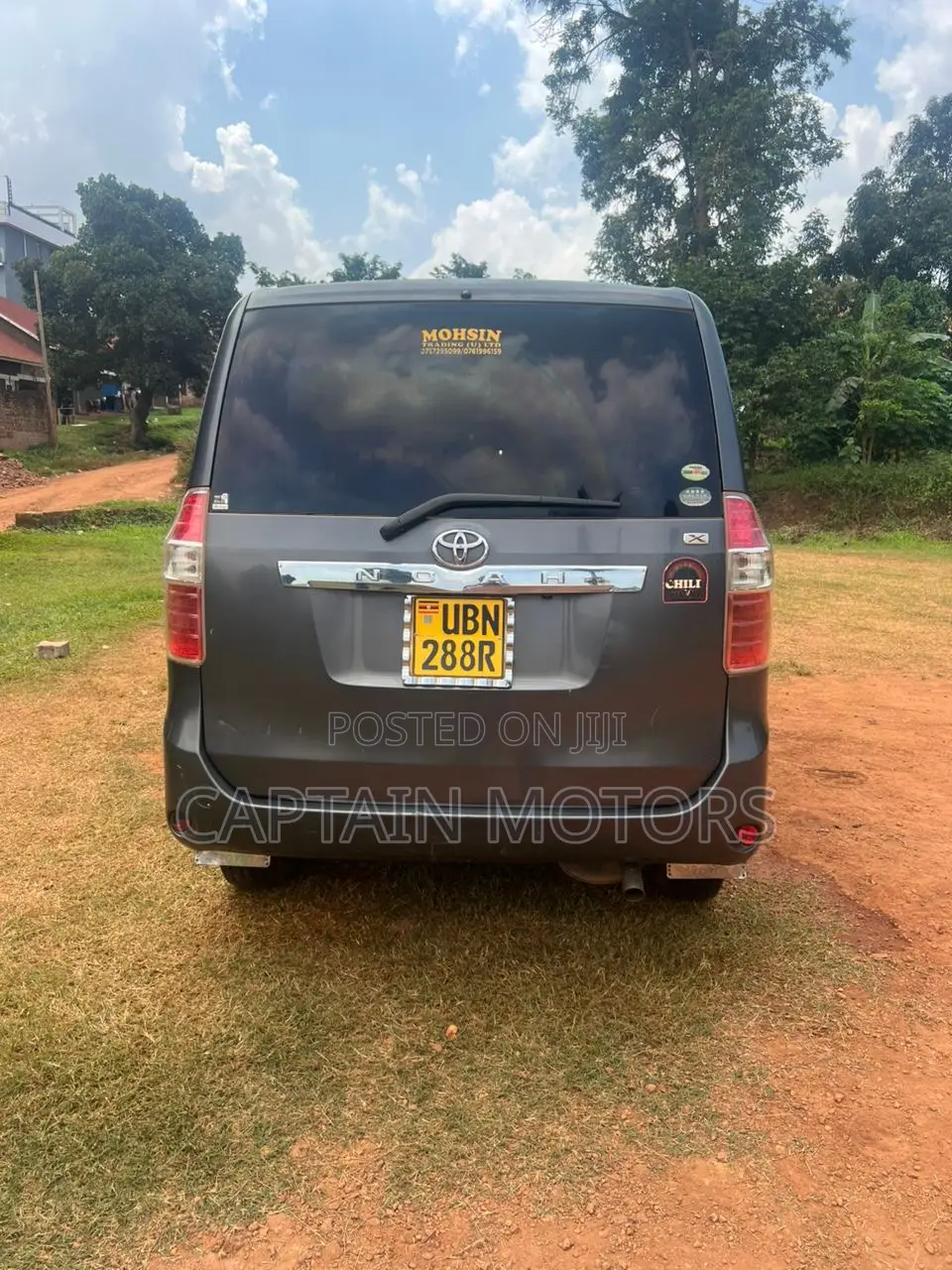Toyota Noah 2010 Gray