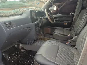 Toyota Noah 2002 Silver