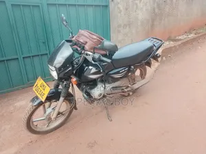 Bajaj Boxer 125 2024 Black
