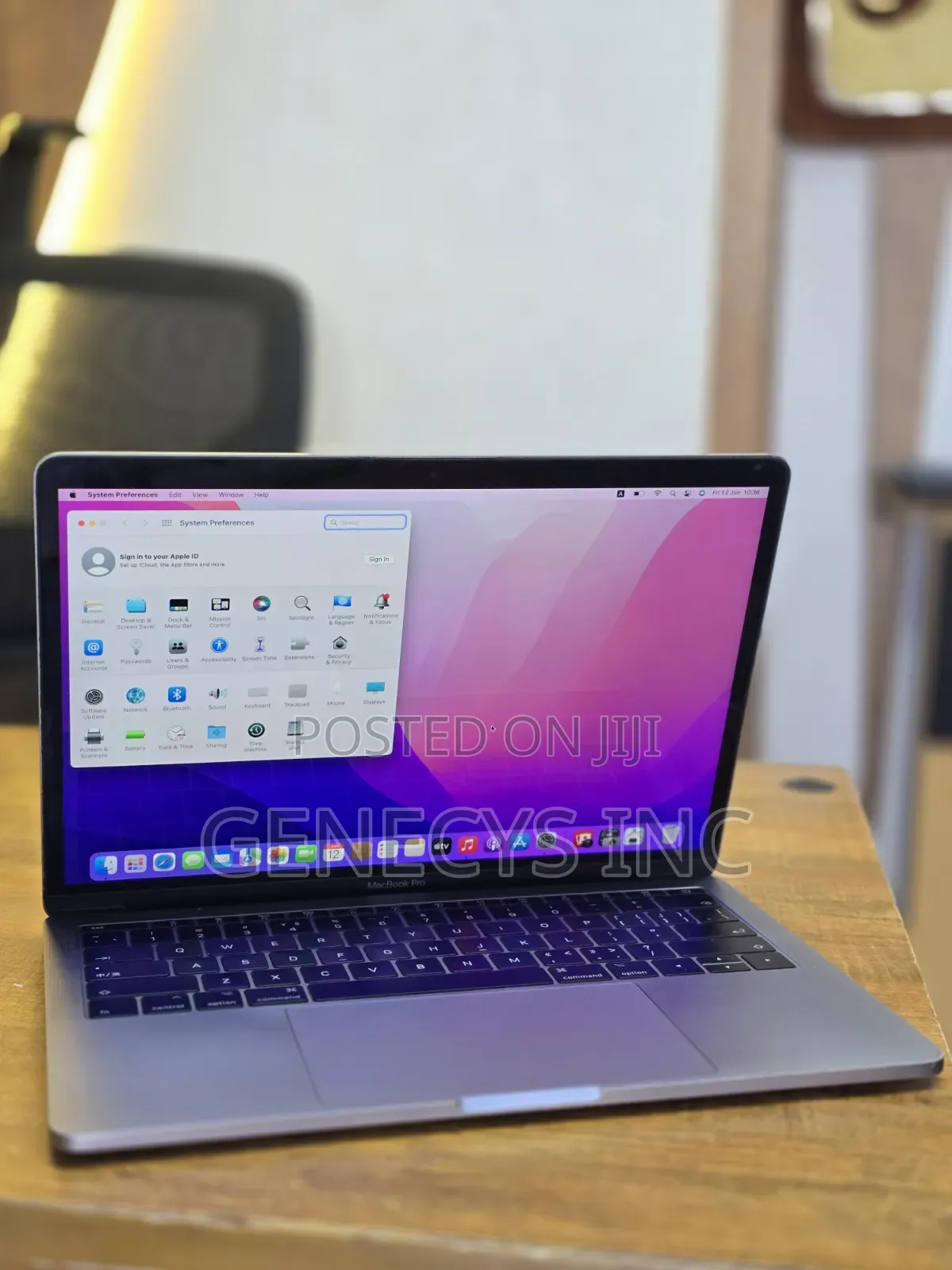Laptop Apple MacBook Pro 2017 8GB Intel Core i5 SSD 128GB
