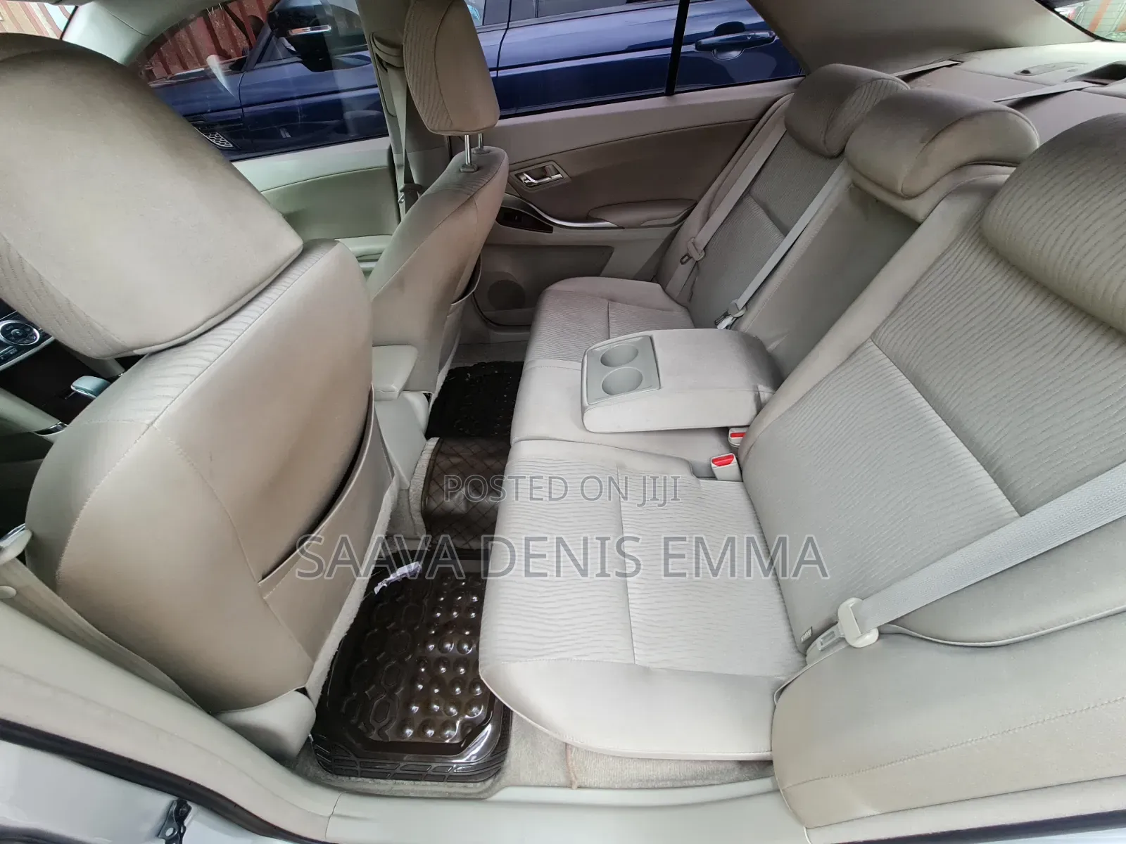Toyota Premio 2010 Silver