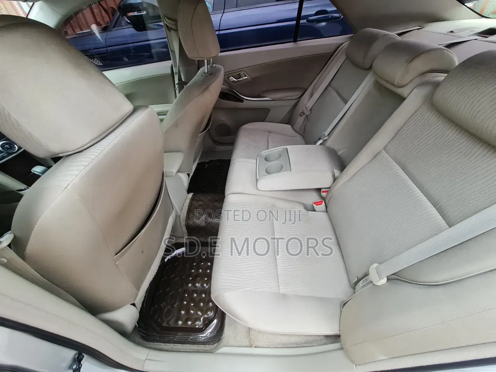 Toyota Premio 2010 Silver