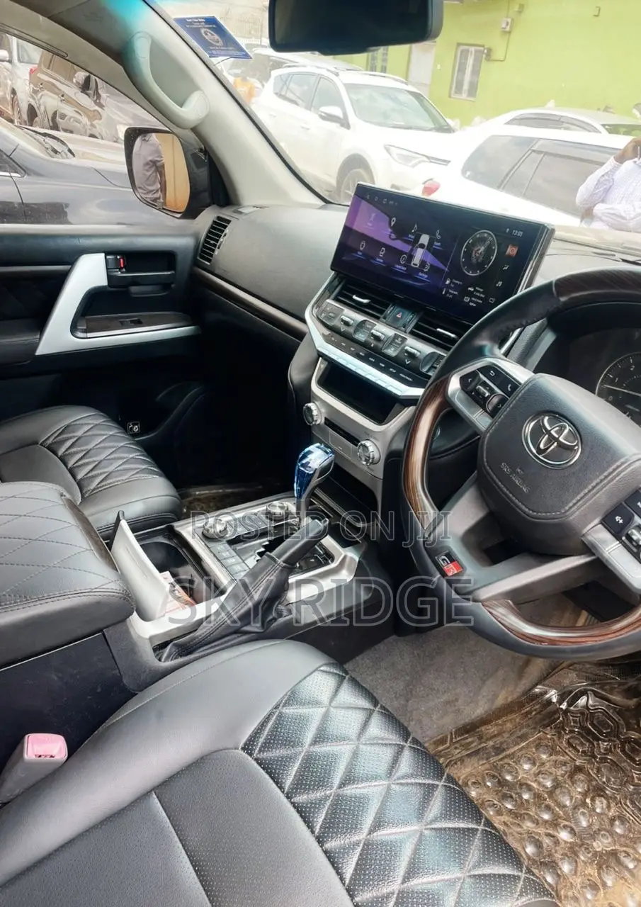Toyota Land Cruiser 2014 Black