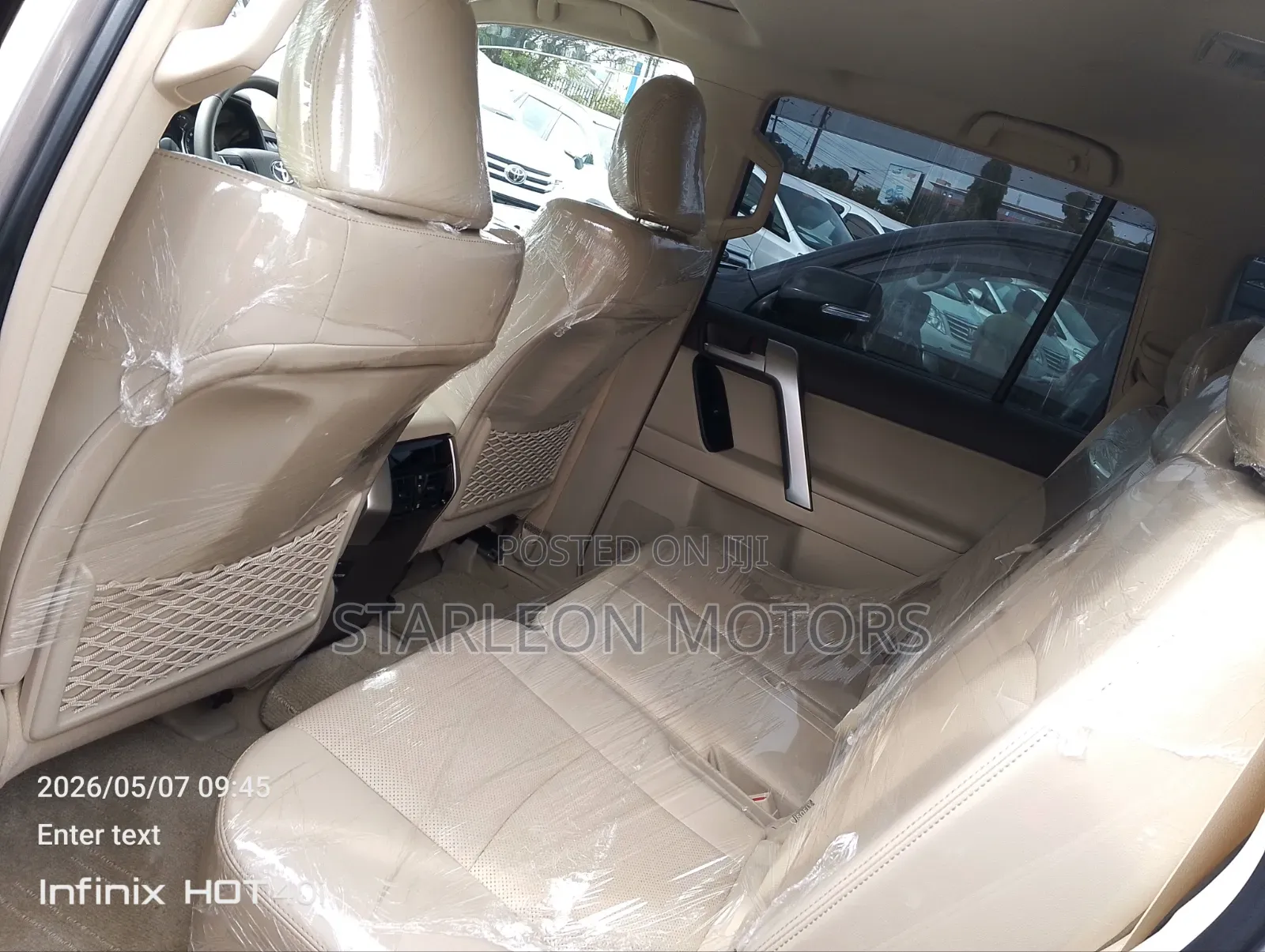 New Toyota Land Cruiser Prado 2.7 2023 Silver
