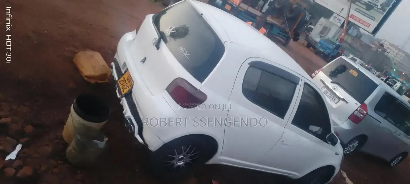 Toyota Vitz 1.0 FWD 3dr 1999 White