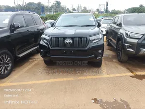 Toyota Land Cruiser Prado 2.8 2023 Black