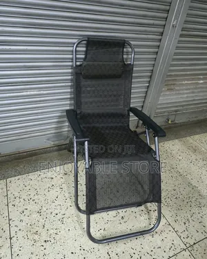 Classic Foldable Chair for Braches Hotels Garden Home Balcony