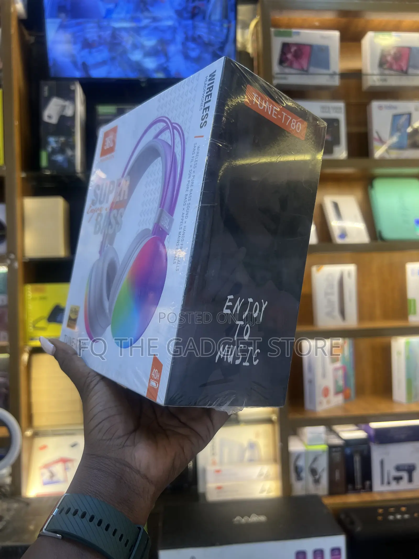 JBL Tune T780 Wireless Headphone/Headsets