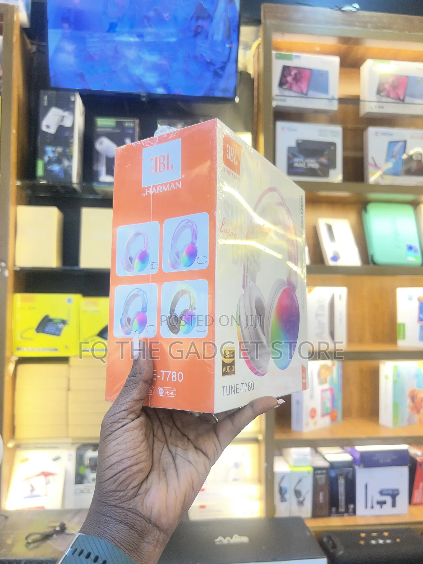 JBL Tune T780 Wireless Headphone/Headsets