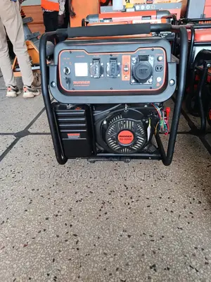 Runner Gasoline Generator 8000e