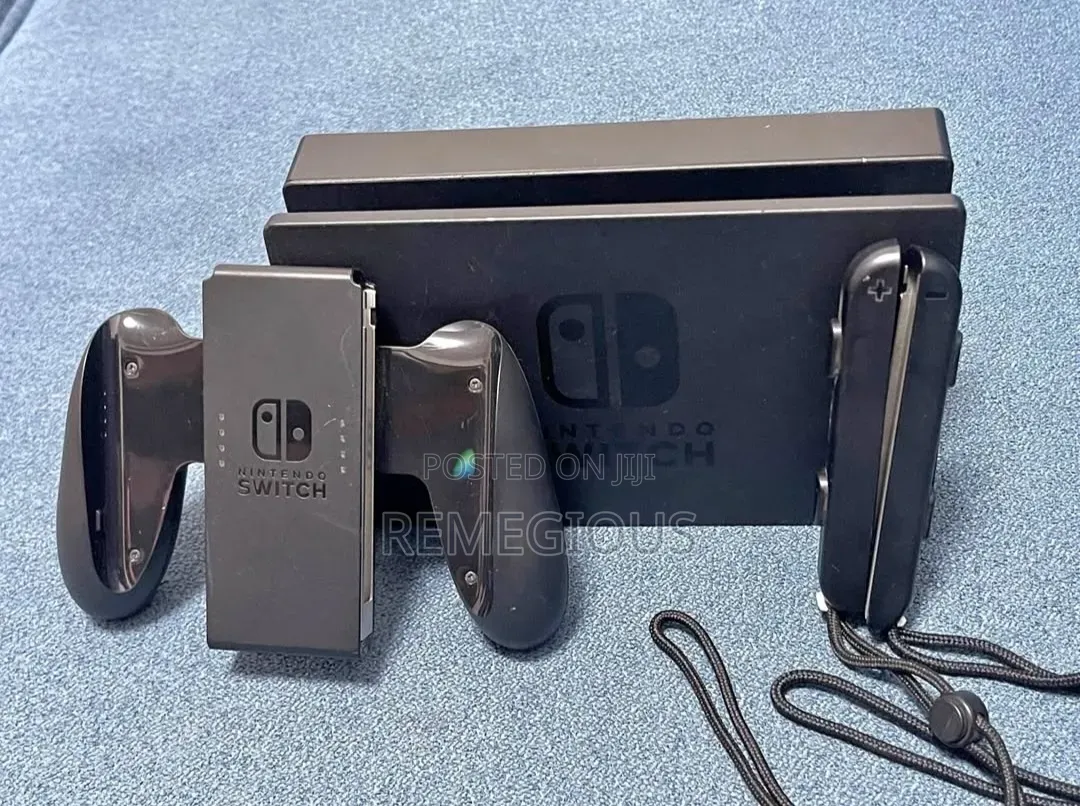 Nintendo Switch Docking Station and Ac Adapter