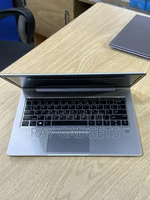 New Laptop HP EliteBook 840 G5 8GB Intel Core i5 SSD 256GB