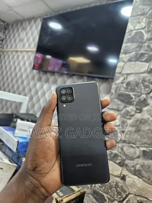 Samsung Galaxy A12 64 GB Black