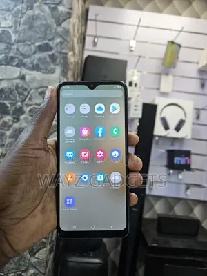 Samsung Galaxy A12 64 GB Black